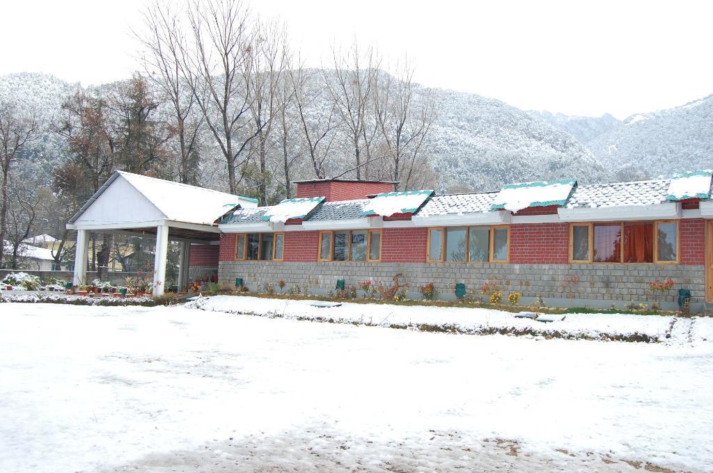 Tatva Bir Tents And Hotel Kangar Eksteriør bilde