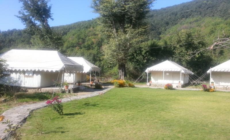 Tatva Bir Tents And Hotel Kangar Eksteriør bilde