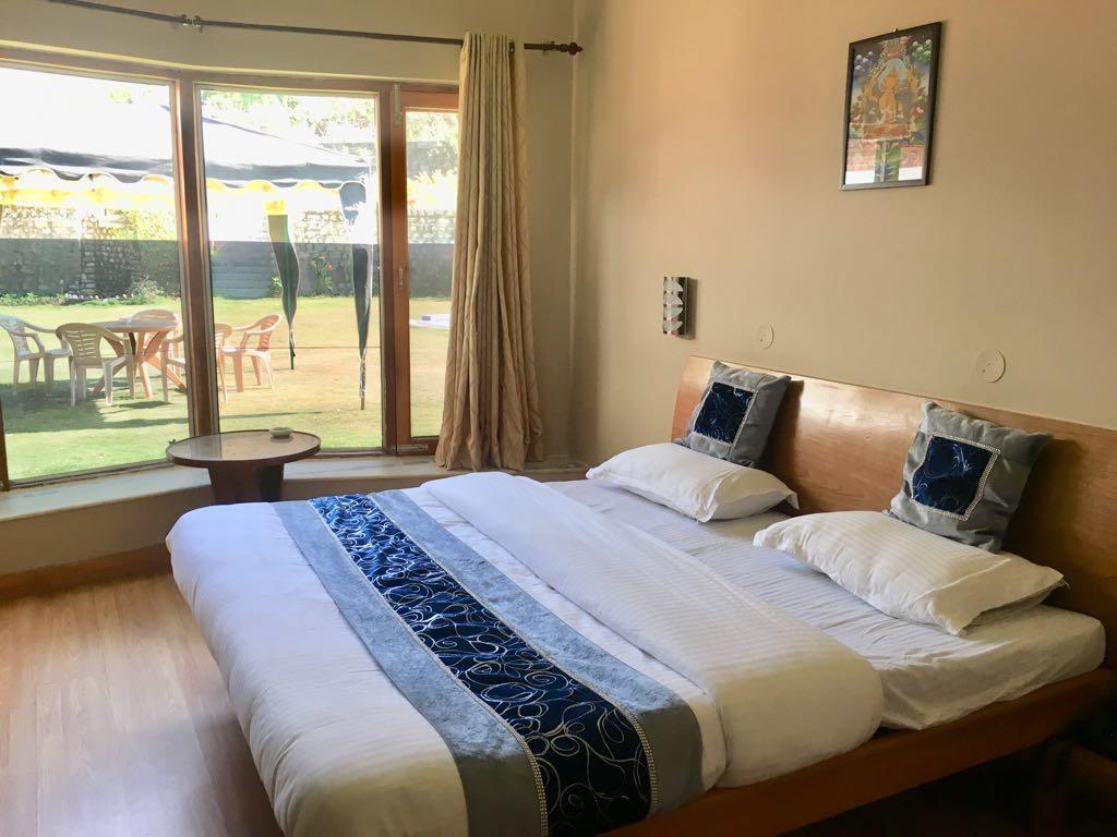 Tatva Bir Tents And Hotel Kangar Eksteriør bilde