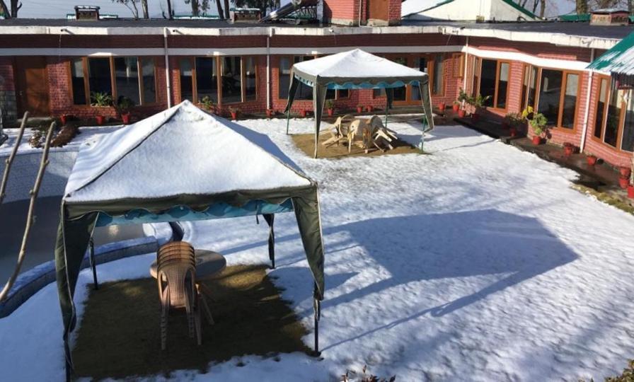 Tatva Bir Tents And Hotel Kangar Eksteriør bilde